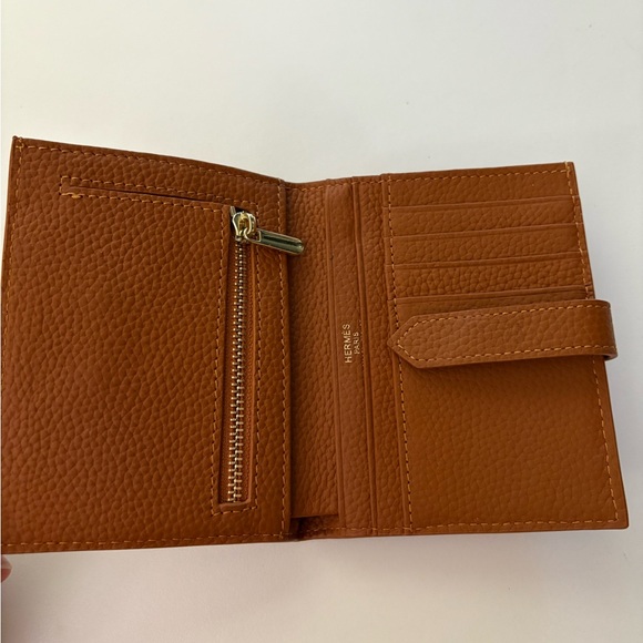 Hermes wallet - Picture 2 of 7